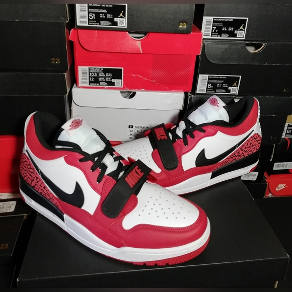 AIR JORDAN LEGACY 312 LOW "CHICAGO" BLACK CEMENT MEN'S US 11 BRAND NEW IN BOX - Picture 1 of 11